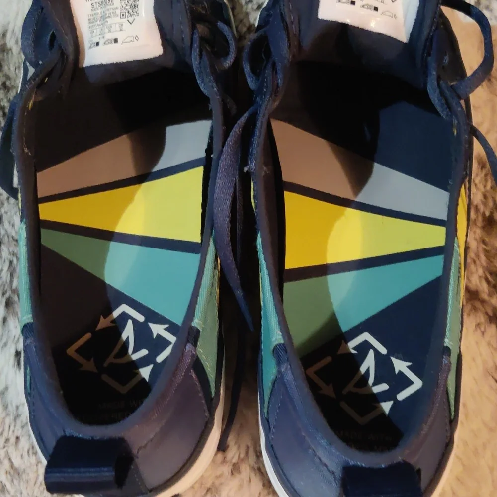 Sperry Crest Vibe Bionic Sneakers - Picture 7 of 8